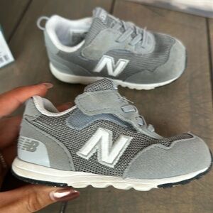 Like New - New Balance toddler tennis shoes